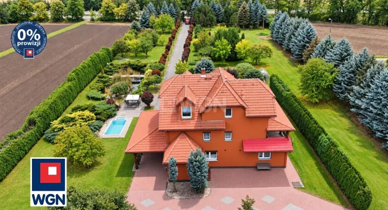 Dom na  sprzedaż Wieszowa - Na sprzedaż rodzinny dom z pięknym ogrodem i basenem oraz możliwością prowadzenia firmy | Zbrosławice Wieszowa.